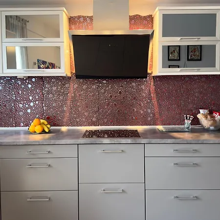 Luxury In The Center Apartment