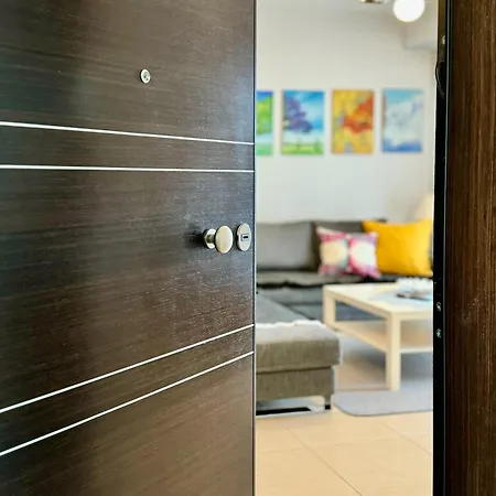 Luxury In The Center * אדסה